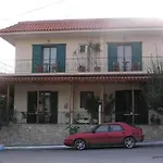 Manolis Appartement *