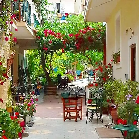 Manolis Tolón